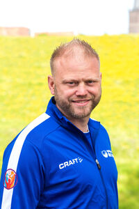 Harmen Woudenberg | buurt sportcoach |
h.woudenberg@sociaalwerkdekop.nl | 06 302 862 77